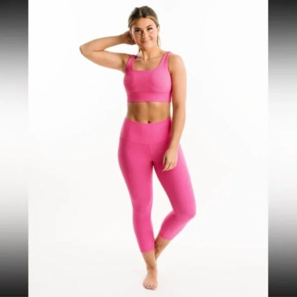 ZYIA Pants - Zyia Active | Pink Ribbed Muted Magenta Hi-Rise Crop Leggings Size Medium (6-8)